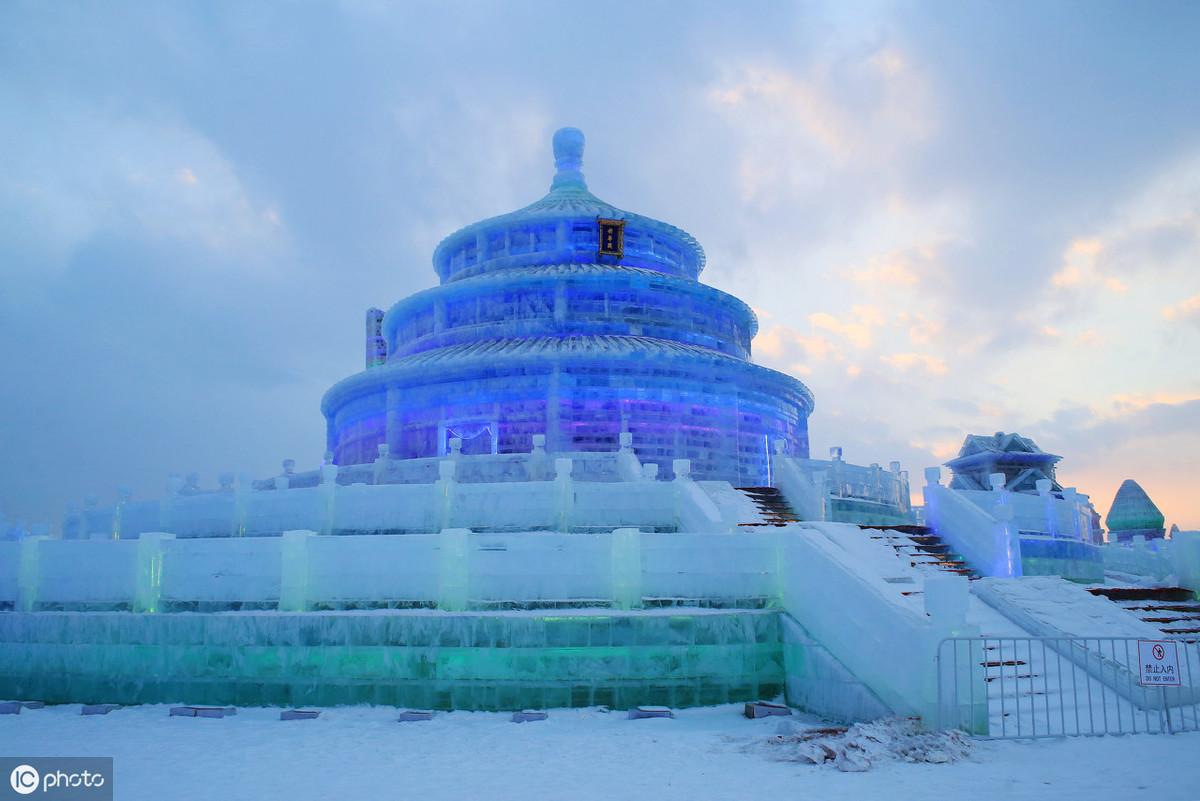 冰雪大世界中的甜蜜商机，糖葫芦摊位的数字化转型之路