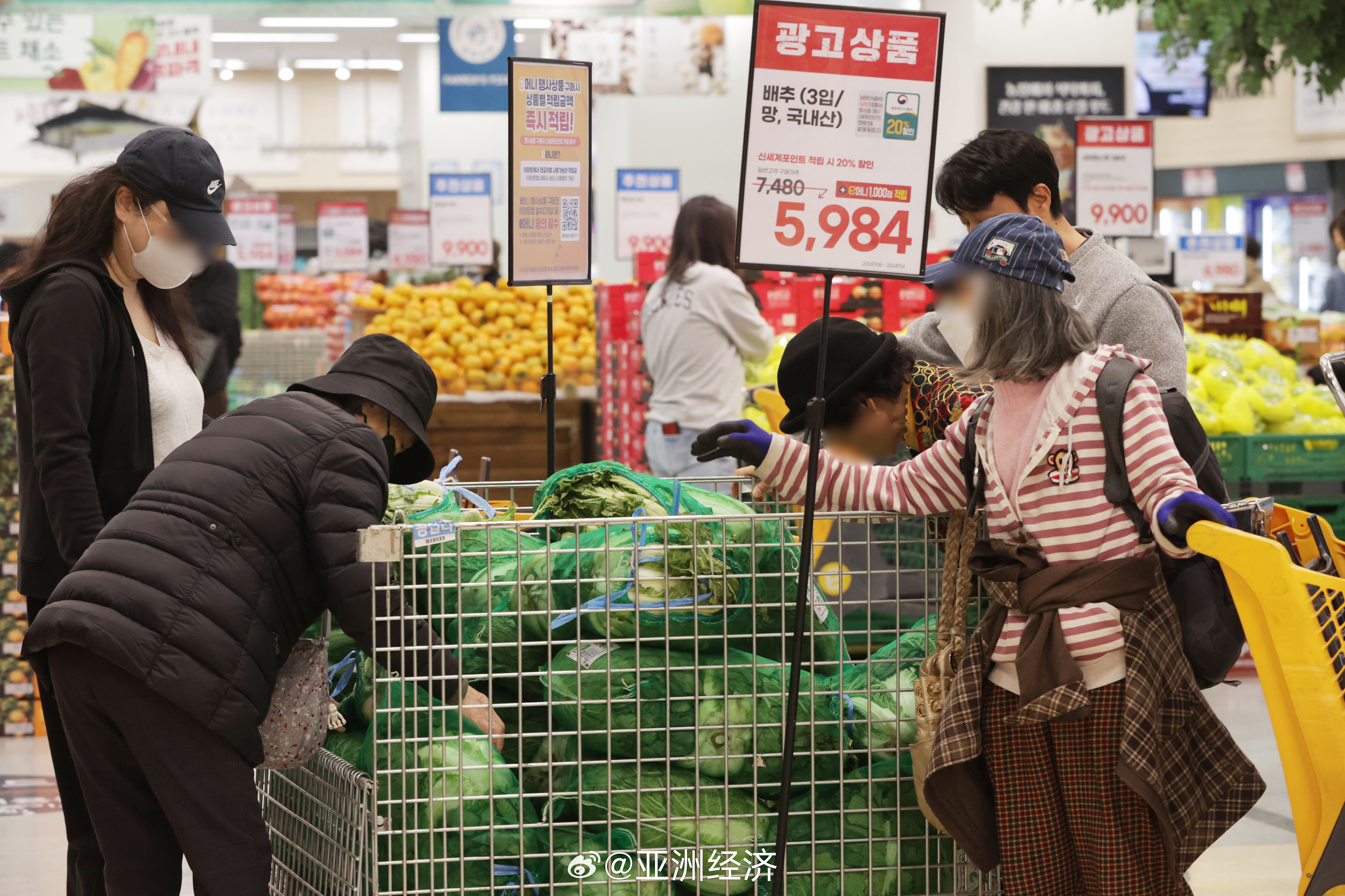 韩民众抢购日用品现象揭秘，罐头销量暴增背后的原因解析